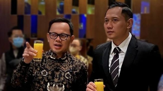 Baru Bertemu Lagi, Bima Arya Tantang Agus Harimurti Yudhoyono di Alun-alun Kota Bogor, Publik: Waspada Pak Banyak Copet