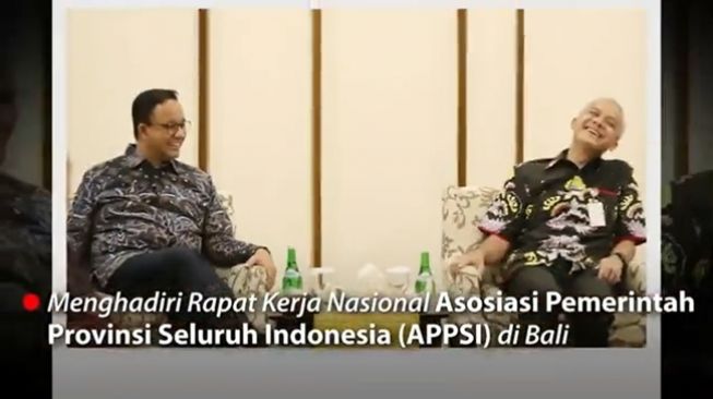 Momen akrab Ganjar Pranowo dan Anies Baswedan di Rakernas APPSI disorot. (Twitter/@ganjarpranowo)