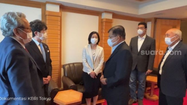 Cerita Jusuf Kalla di Balik Pemberian Bintang Jasa Tertinggi dari Kaisar Naruhito