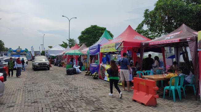 Ramadan Fair di Rest Area KM166. [BJB]