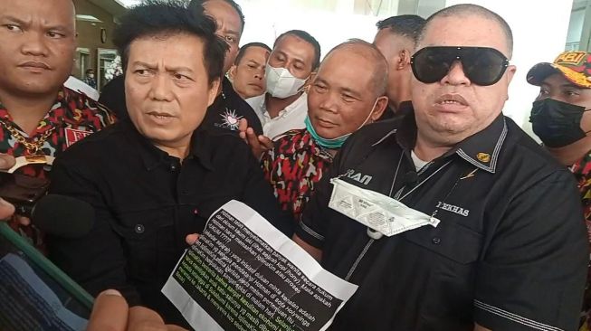 Anaknya Disebut Dititip ke Tetangga karena Masalah Ekonomi, Eks Suami Iqlima Kim Ancam Polisikan Hotman Paris