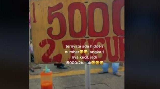 Cewek Curhat Kena Prank Penjual Sosis, Publik Ikutan Ngelus Dada: Ini Namanya Curang. (TikTok/iikarahma)