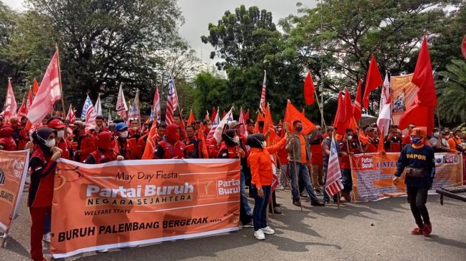 Demo May Day Fiesta 2022, Partai Buruh Sumsel Sesalkan Tidak Ada Kenaikan UMP Tahun Ini