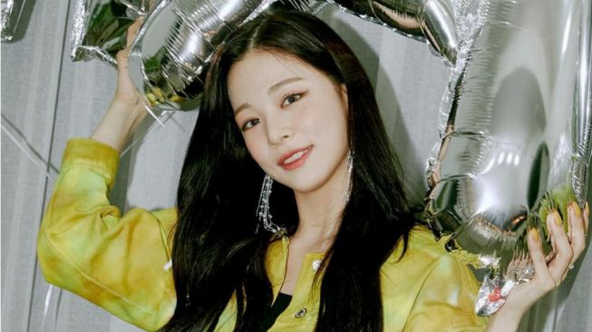 6 Idol K-Pop Ini Ulang Tahun pada Tanggal 14 Mei, Ada Chaeyoung Fromis_9