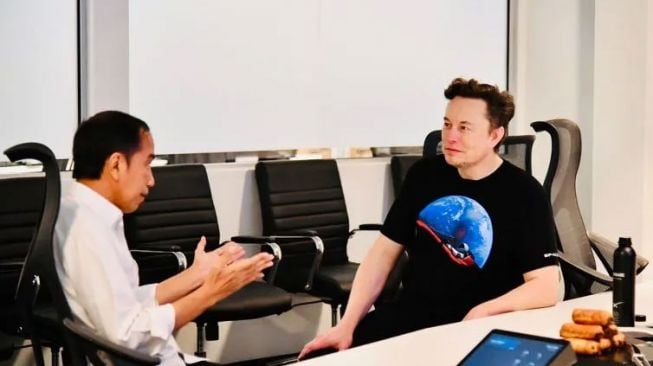 Jokowi Bertemu Elon Musk di Space X, Bahas Apa?