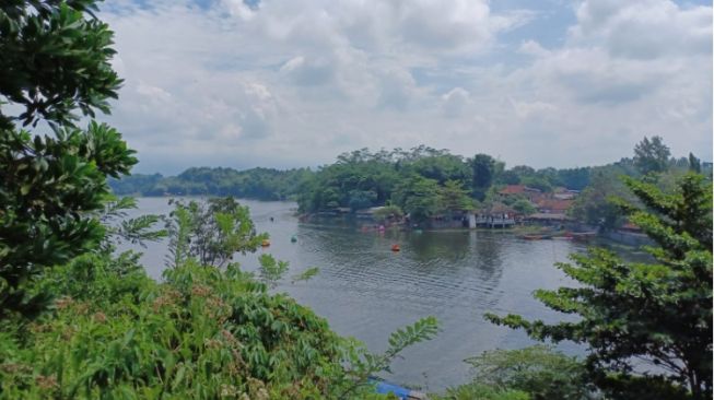 Situ Gede dan 4 Kegiatan Seru yang Bisa Kamu Lakukan Saat Berkunjung ke Sini