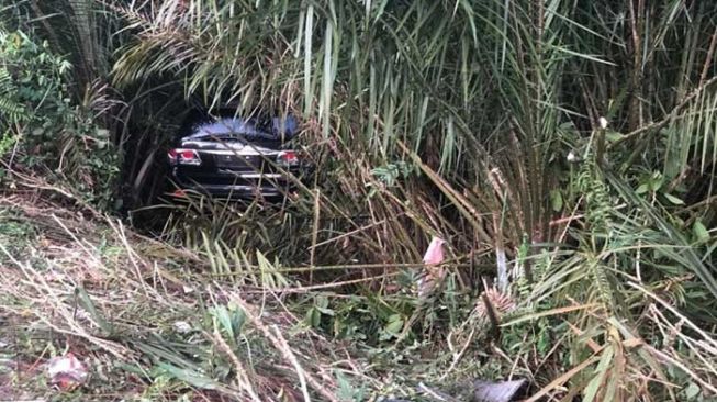 Disebut Tewaskan Pemotor, Fortuner Pejabat Kuansing Masuk Kebun Sawit Kampar