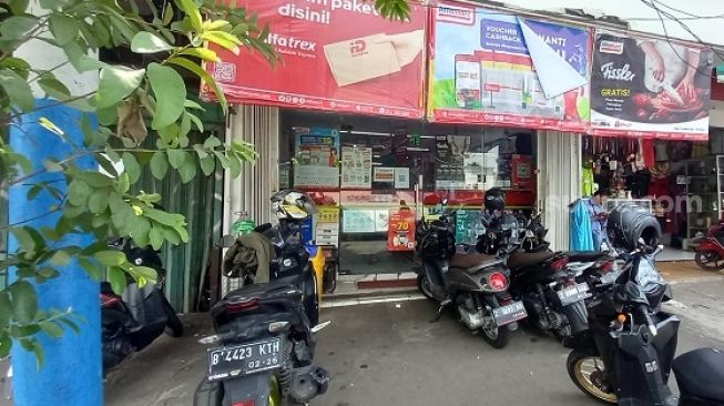 Polisi Ciduk Perampok Minimarket yang Todong Pisau dan Ikat Kasir di Senen