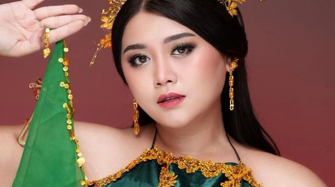 Potret Clarissa Putri Dandan Jadi Badarawuhi (Instagram/clarissaputri_)