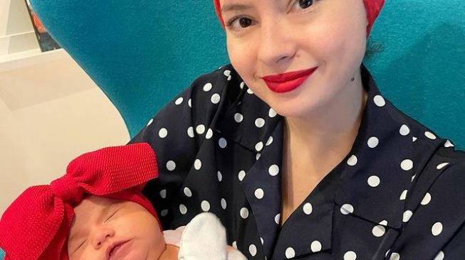  Potret Millicent Mae Anak Derby Romero  (Instagram/miss_adinda_mae)