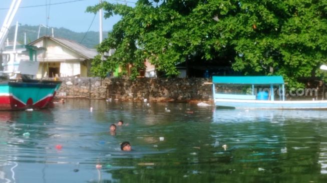 Banjir Rob Rendam Ratusan Rumah Warga di Lampung, 9 Rumah di Tanggamus Rusak Berat