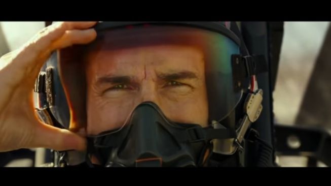 Pete "Maverick" Mitchell menjadi pilot penguji di "Top Gun: Maverick"  [screenshot YouTube, Paramont Pictures].