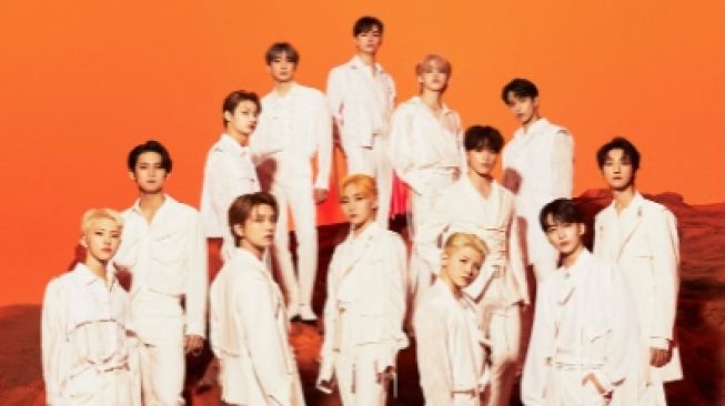 Jelang Konser di Stadion Madya GBK, Seventeen Sapa Fans Indonesia