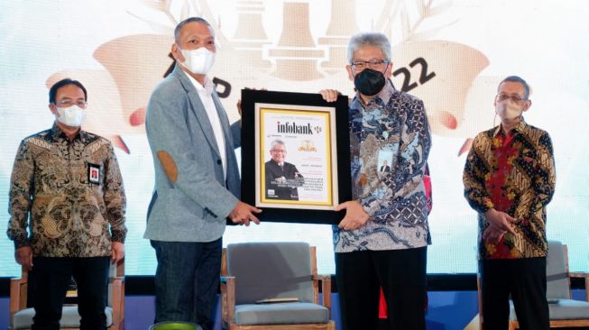 Raih Penghargaan Top BUMD 2022, Bank BJB Ajak Kolaborasi BPD Lainnya