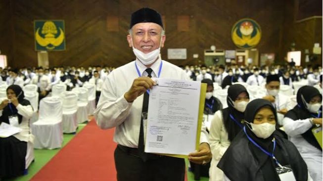 Kisah Tarmizi Guru Honorer di Aceh Diangkat Jadi PPPK Jelang Pensiun, Sudah Mengabdi 33 Tahun