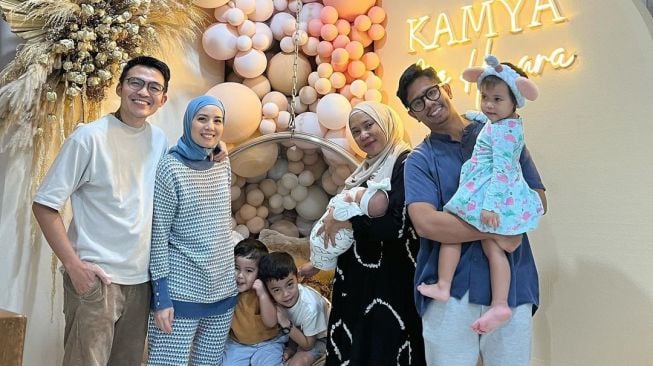 Potret Akikah Anak Artis di Tahun 2022 (instagram/@tya_ariestya)