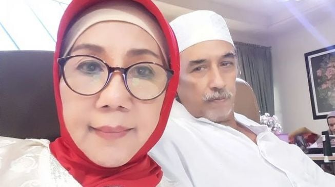 Potret Wajah Asli Pemain Mbah Dok KKN Di Desa Penari (Instagram/@dewisrisalatiga)