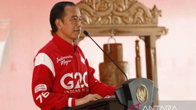 Di Depan Ganjar Pranowo dan Projo, Jokowi Minta Jangan Tergesa-gesa Bicara Capres