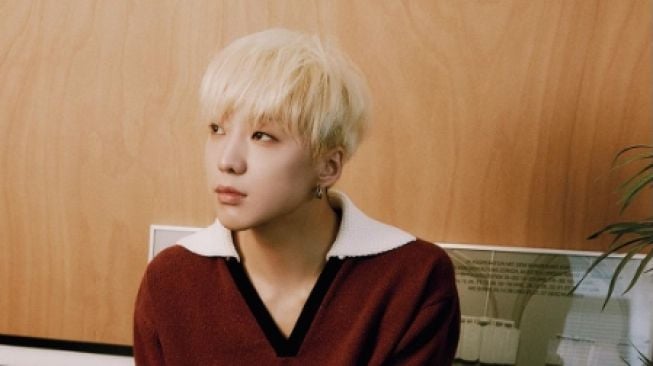 Elle Korea Edisi Bulan Juni: Kang Seung Yoon Beri Bocoran Comeback WINNER