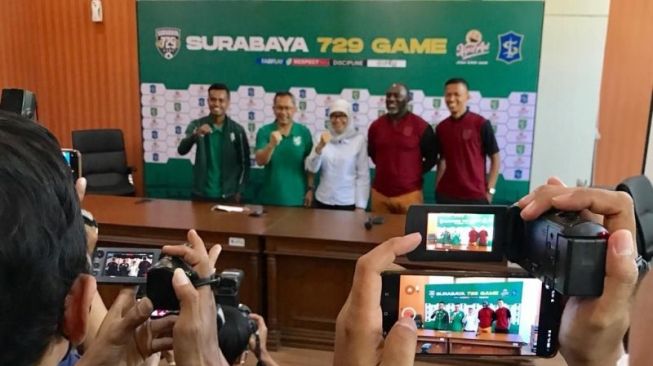 Hadapi Persis Solo, Persebaya Tak Sabar Bermain di Hadapan Bonek-bonita di GBT