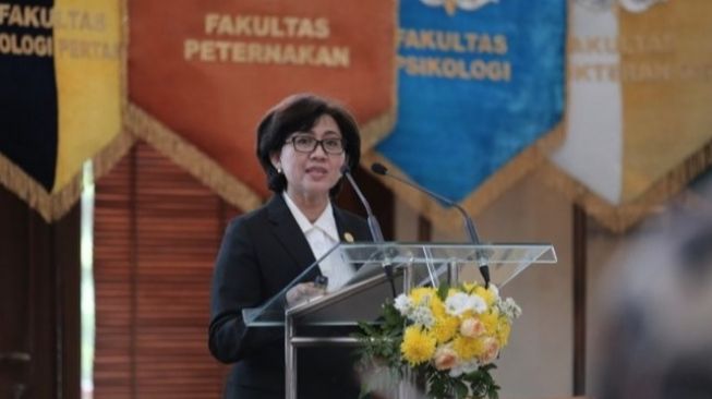 Rekam Jejak Ova Emilia, Rektor UGM yang Baru Terpilih dari Fakultas Kedokteran