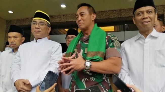 Mensesneg Pratikno dan Panglima TNI Jenderal Andika Perkasa Jadi Saksi Pernikahan Adik Jokowi