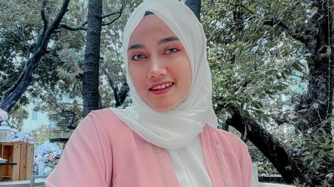 Pilih Hijrah dan Berhijab, Jess Amalia Malah Panen Hinaan dan Pelecehan