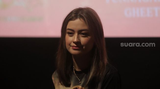 Pemain film Mengejar Surga, Kimberly Ryder ditemui saat acara "Press Screening" film terbarunya di XXI Epicentrum Kuningan, Jakarta, Senin (23/5/2022). [Suara.com/Angga Budhiyanto]