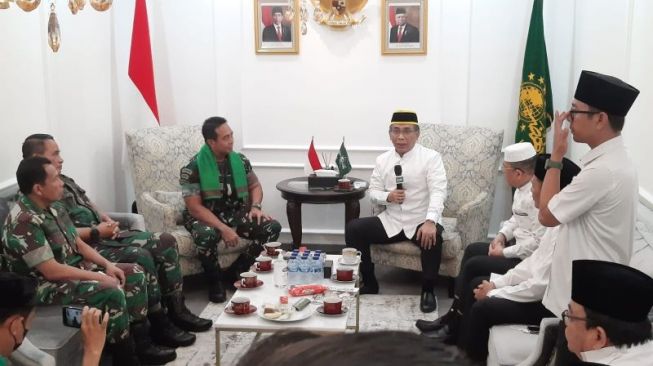 Panglima TNI Kunjungi Ketua Umum PBNU Diskusi Membangun Gerakan Bela Negara