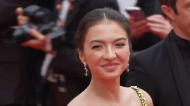 Gaya Raline Shah di Festival Film Cannes 2022 (Instagram/@ralineshah)