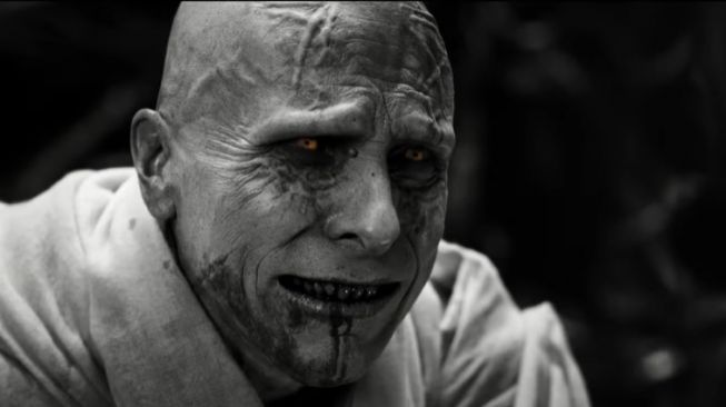 4 Penampakan Christian Bale di Film 'Thor: Love and Thunder' Jadi Trending, Mirip Voldemort?