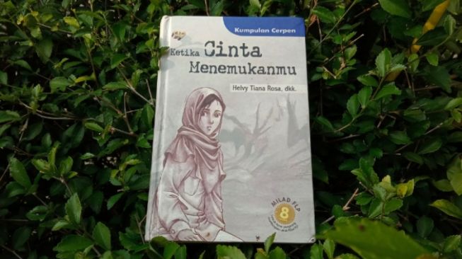 Ulasan Buku ketika Cinta Menemukanmu: Upaya Membantu Korban Tsunami