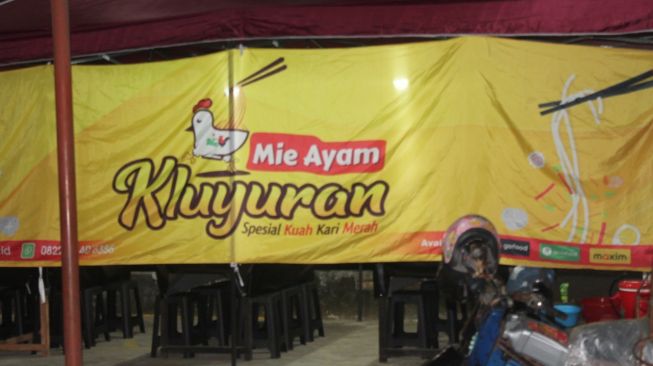 Berawal Doyan, Pemuda Ini Buat Usaha Mie Ayam Kluyuran Inovasi Sendiri