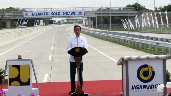 Pengamat Sebut Presiden Jokowi Hanya Pantas Jadi Menteri PUPR