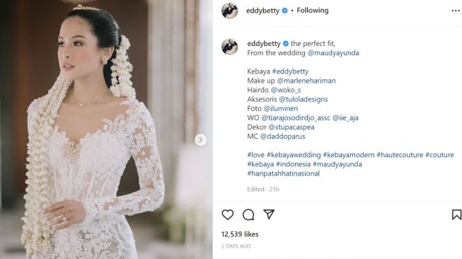 Gaya pakaian pernikahan Maudy Ayunda, gunakan kebaya rancangan desainer Eddy Betty (Instagram/eddybetty)