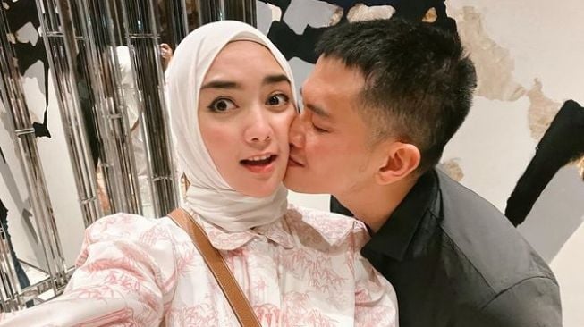 Potret Keharmonisan Keluarga Rezky Aditya (Instagram/citraciki)   