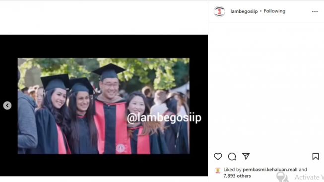 Maudy Ayunda dan Jesse Choi saat wisuda (instagram.com)