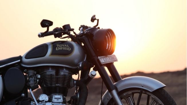 Royal Enfield Tarik Kembali Ribuan Motor Global, Ini Alasannya