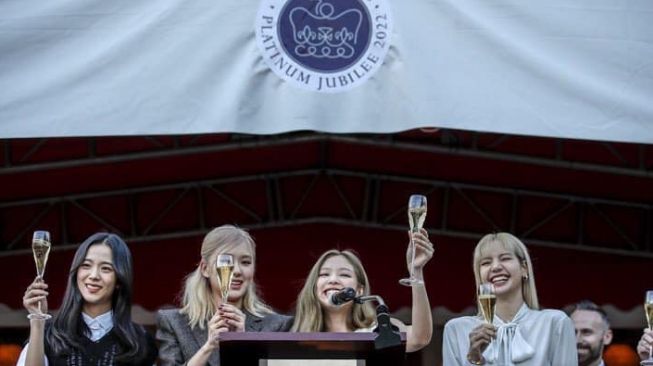 BLACKPINK Hadiri Perayaan 70 Tahun Bertakhtanya Ratu Inggris Elizabeth II