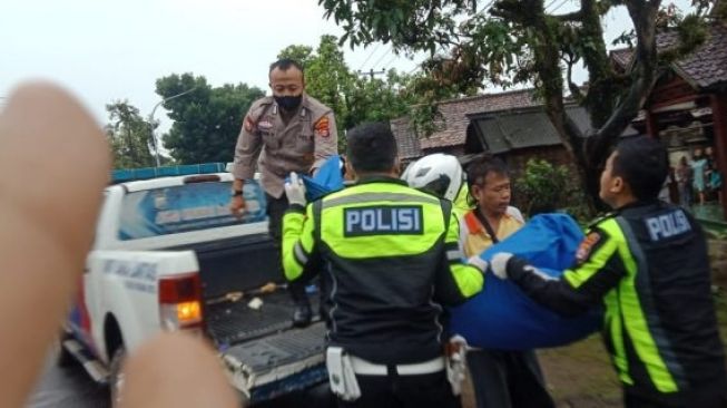 Asnawi Tewas Gegara Gagal Nyalip Bus di Baros Serang