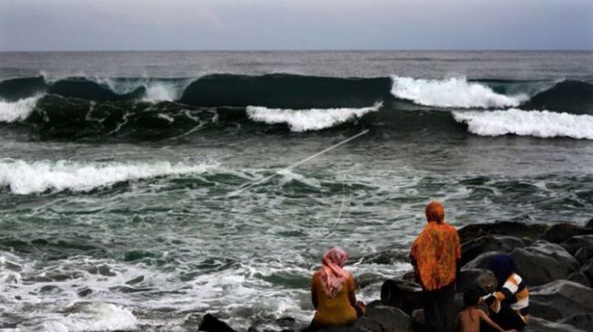 Cuaca Buruk Beberapa Pekan, Nelayan di Serang Banten Sulit Melaut