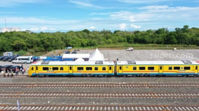 Jalur kereta api Makassar - Parepare direncanakan akan beroperasi pada Oktober 2022 [SuaraSulsel.id/Humas Pemprov Sulsel]