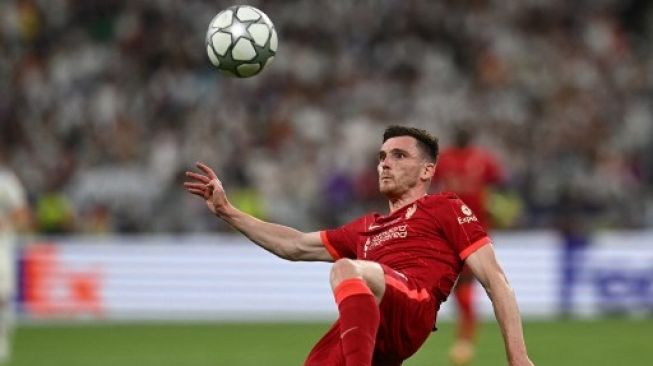 Kick Off Ditunda 35 Menit, Andy Robertson Kecam Penyelenggara atas Kekacauan Liga Champions