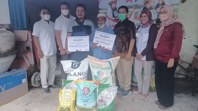 Pupuk Kalimantan Timur Beri Reward ke 13 Kios di Jatim, Gorontalo dan Sulsel