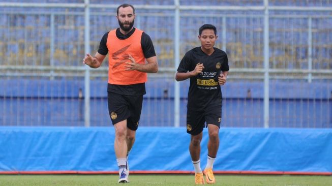 Sergio Silva Optimistis dengan Kekuatan Arema FC Musim 2022/2023