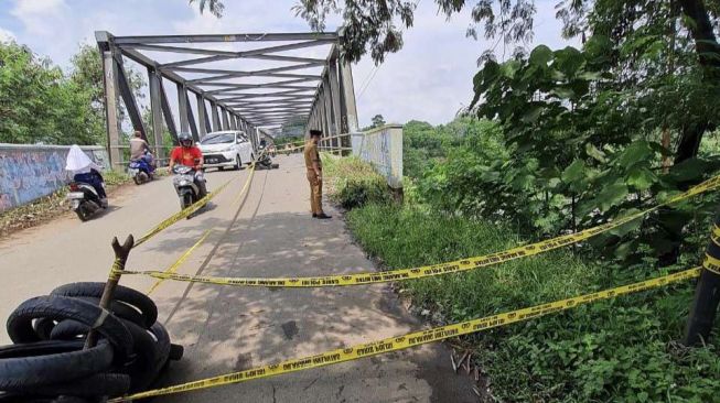 Jembatan Cipamingkis Hanya Bisa Dilalui Satu Jalur, Pemkab Bekasi Sudah Lama Ngadu ke Kementerian PUPR