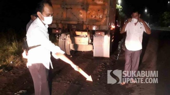 Ngeri! Tiga Pelajar di Sukabumi Tiba-tiba Dipepet dan Dibacok Pengendara Motor Berjaket Hitam