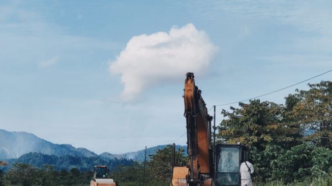 Komitmen Jalankan Tanggung Jawab Sosial, GNI Bangun Jalan Trans Bunta