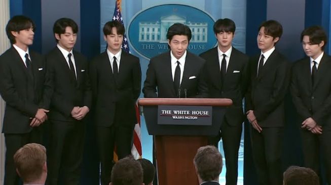 Bikin Bangga, Begini Momen Press Brefing BTS di White House