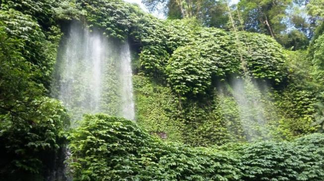 Air Terjun Benang Kelambu, Wisata Alam yang Mempesona